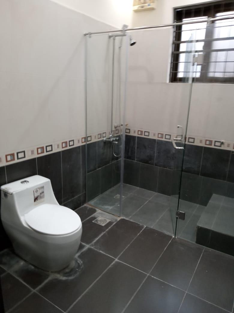 1 Kanal Bungalow for Sale in DHA Lahore PHASE 4