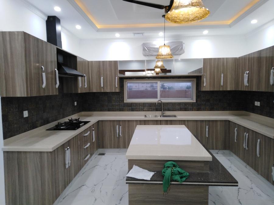 1Kanal Spanish Bungalow 4 years old DHA Phase 6