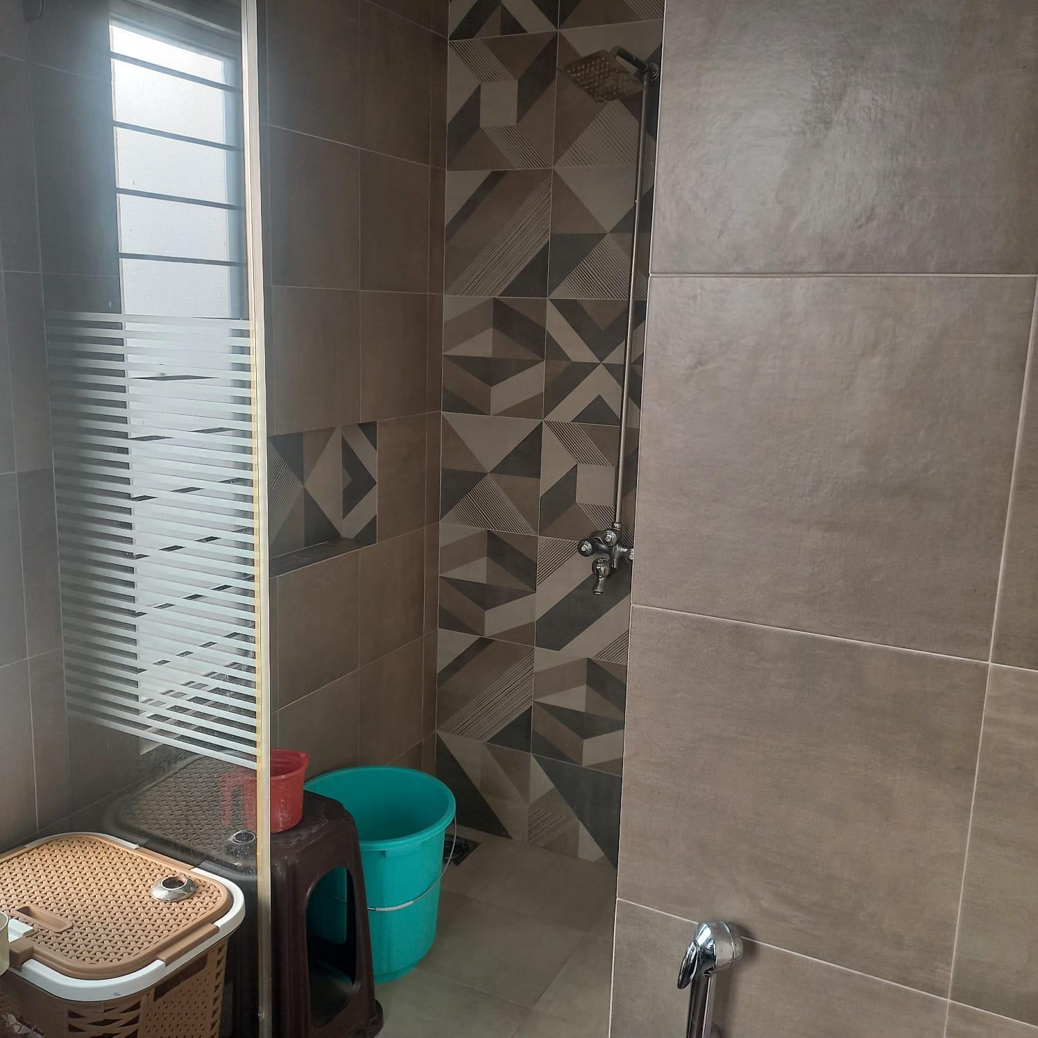 7 MARLA  BUNGALOW FOR SALE IN DHA LAHORE PHASE 6