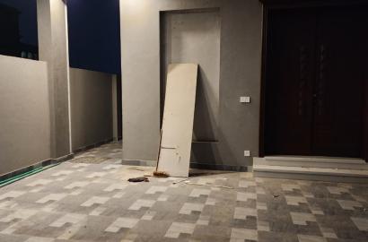 9 MARLA  BUNGALOW FOR SALE IN DHA LAHORE PHASE 4