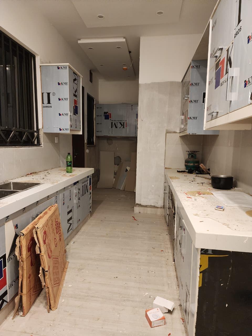 9 MARLA  BUNGALOW FOR SALE IN DHA LAHORE PHASE 4