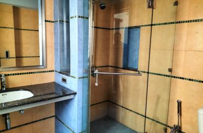 USED 1 KANAL BUNGALOW FOR SALE IN DHA LAHORE PHASE 3