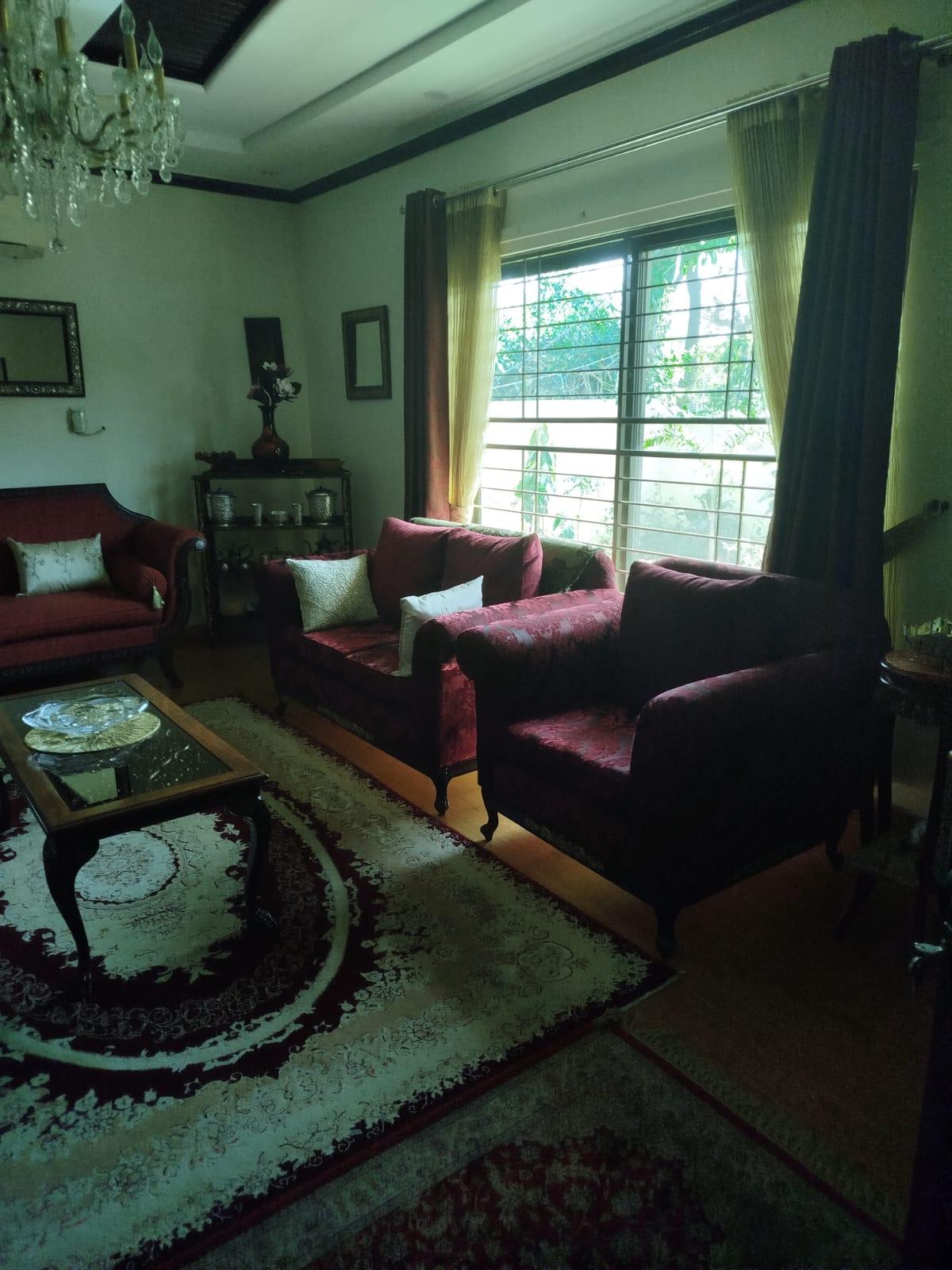 1 Kanal Bungalow for sale in DHA Lahore Phase 1