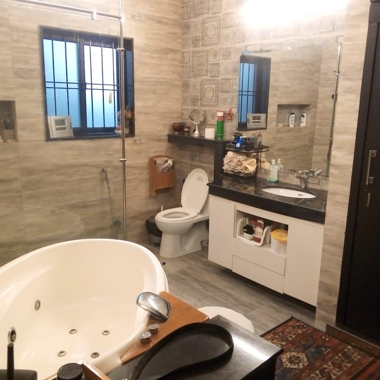 1 KANAL BUNGALOW FOR SALE IN DHA LAHORE PHASE 3