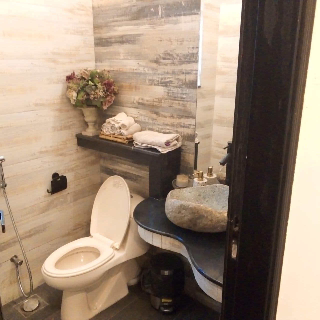 1 KANAL BUNGALOW FOR SALE IN DHA LAHORE PHASE 3