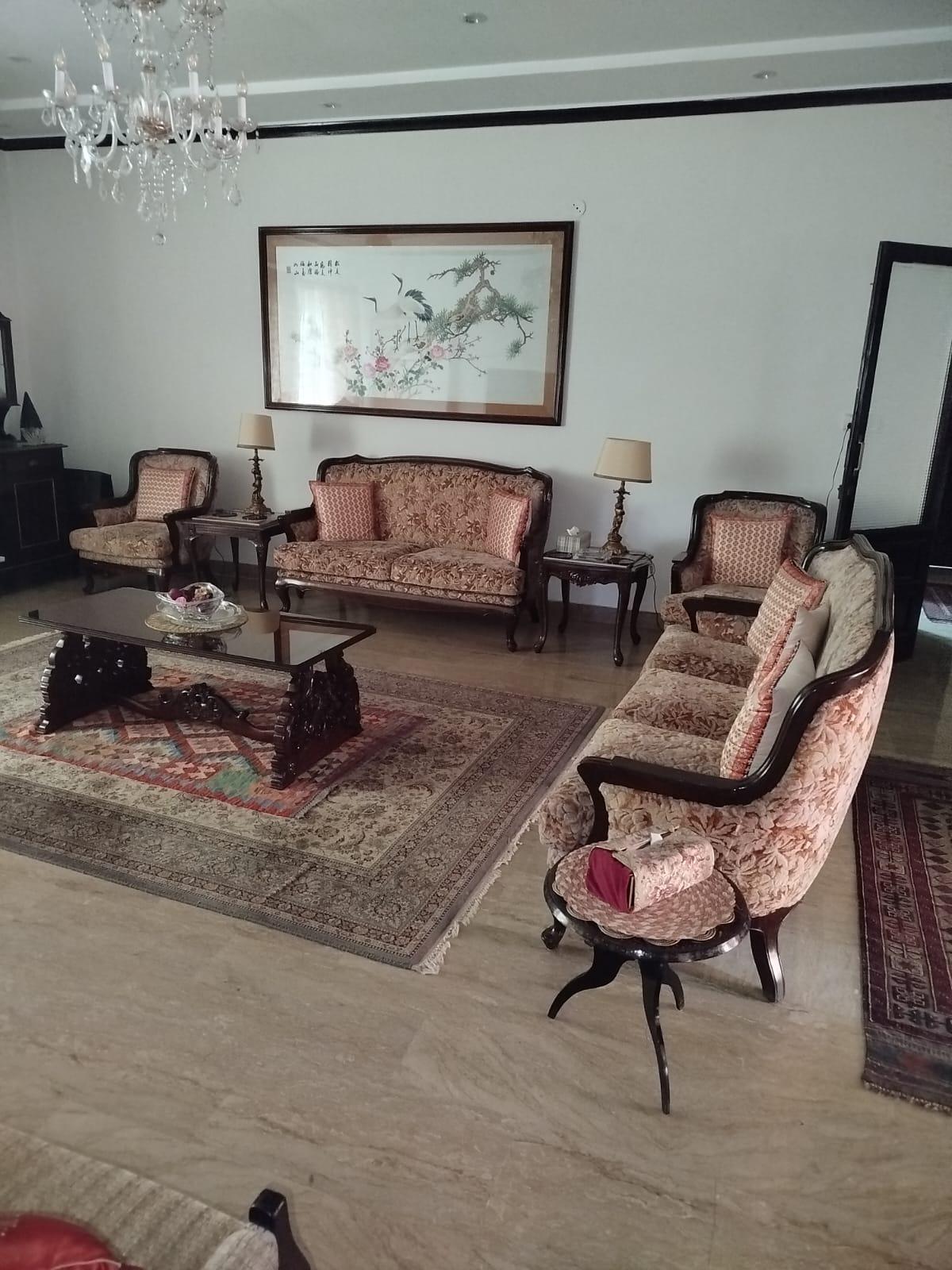 1 Kanal Bungalow for sale in DHA Lahore Phase 1