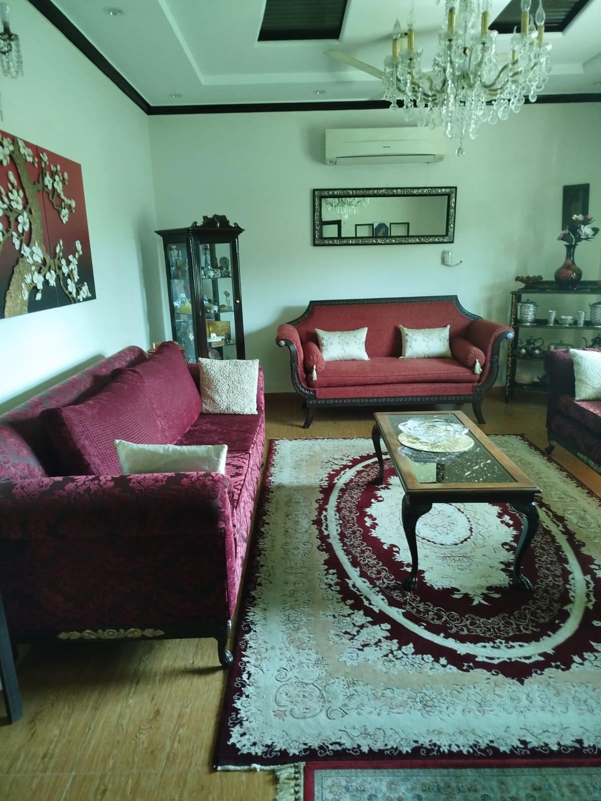 1 Kanal Bungalow for sale in DHA Lahore Phase 1