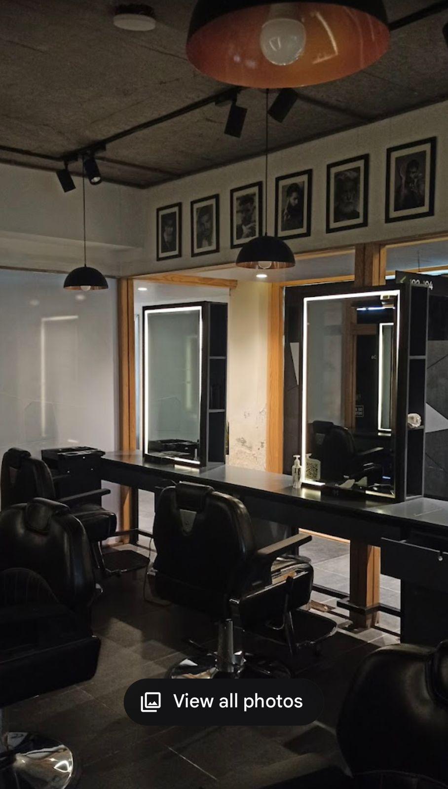 Commercial Building/Plaza for Sale with Rental income