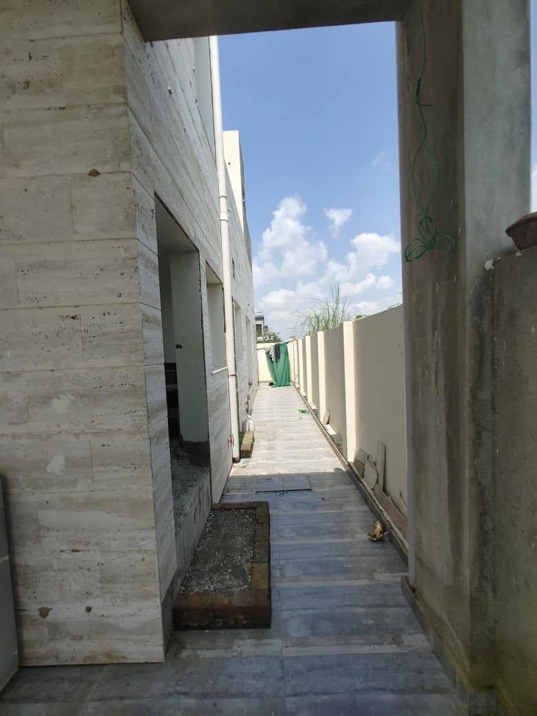 10 marla under construction Bungalow for sale in DHA Lahore Phase 7