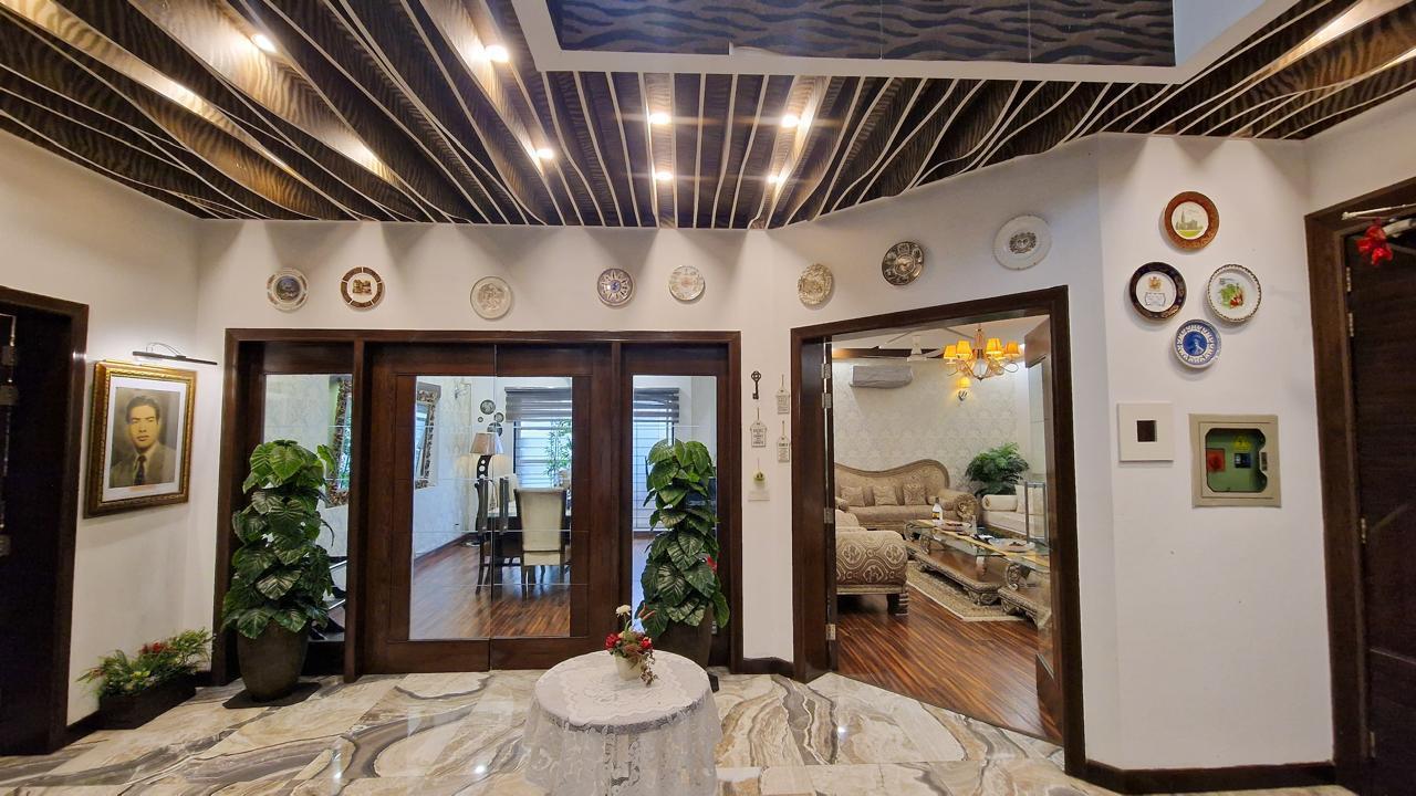 1 Kanal 2 Marla  corner  Bungalow DHA Phase 6